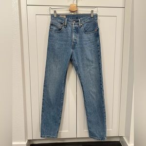 Levi’s 501® ORIGINAL FIT WOMEN'S JEANS